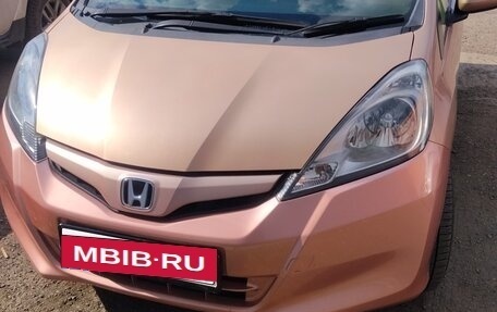 Honda Fit III, 2012 год, 800 000 рублей, 2 фотография