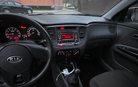 KIA Rio II, 2010 год, 400 000 рублей, 13 фотография