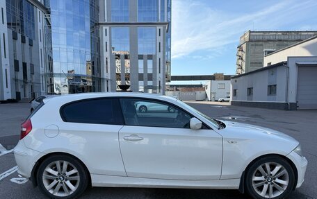 BMW 1 серия, 2010 год, 720 000 рублей, 5 фотография