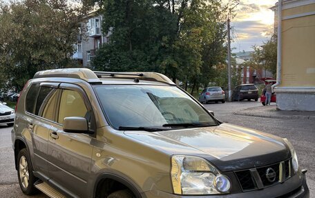 Nissan X-Trail, 2010 год, 800 000 рублей, 3 фотография