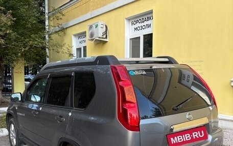 Nissan X-Trail, 2010 год, 800 000 рублей, 2 фотография