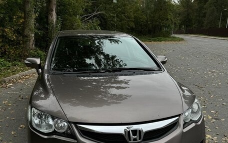 Honda Civic VIII, 2010 год, 855 000 рублей, 2 фотография