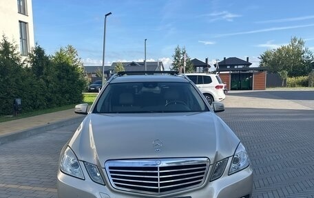 Mercedes-Benz E-Класс, 2010 год, 1 500 000 рублей, 1 фотография