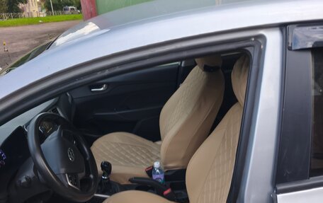 Hyundai Solaris II рестайлинг, 2019 год, 450 000 рублей, 4 фотография
