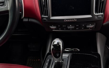 Maserati Levante I, 2018 год, 5 800 000 рублей, 11 фотография