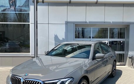 BMW 5 серия, 2020 год, 3 690 000 рублей, 2 фотография