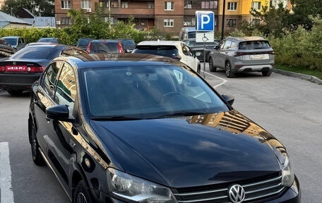 Volkswagen Polo VI (EU Market), 2016 год, 1 300 000 рублей, 1 фотография