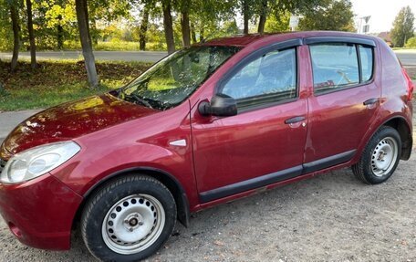 Renault Sandero I, 2010 год, 400 000 рублей, 1 фотография