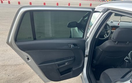 Opel Astra H, 2007 год, 400 000 рублей, 14 фотография
