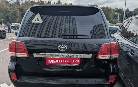 Toyota Land Cruiser 200, 2010 год, 2 300 000 рублей, 2 фотография