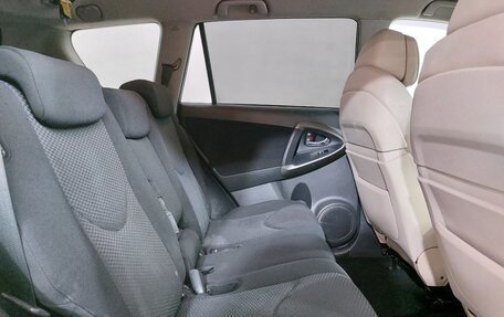 Toyota RAV4, 2011 год, 1 200 000 рублей, 18 фотография