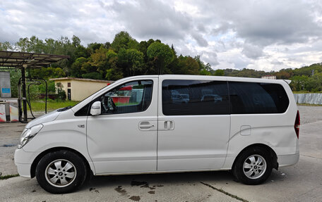Hyundai Grand Starex Grand Starex I рестайлинг 2, 2014 год, 2 090 000 рублей, 10 фотография