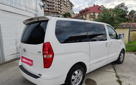 Hyundai Grand Starex Grand Starex I рестайлинг 2, 2014 год, 2 090 000 рублей, 6 фотография