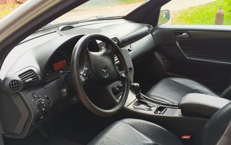 Mercedes-Benz C-Класс, 2002 год, 450 000 рублей, 8 фотография