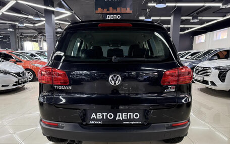 Volkswagen Tiguan I, 2015 год, 1 069 000 рублей, 5 фотография