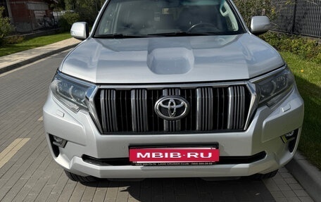Toyota Land Cruiser Prado 150 рестайлинг 2, 2019 год, 4 500 000 рублей, 8 фотография