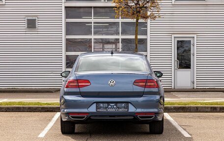 Volkswagen Passat B8 рестайлинг, 2018 год, 1 575 000 рублей, 5 фотография