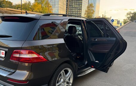 Mercedes-Benz M-Класс, 2012 год, 3 000 000 рублей, 9 фотография