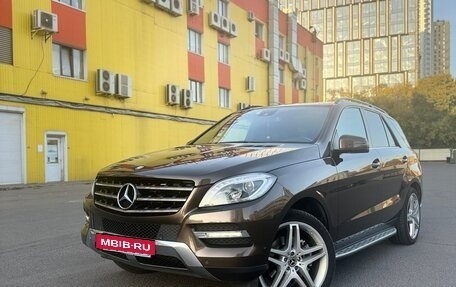 Mercedes-Benz M-Класс, 2012 год, 3 000 000 рублей, 3 фотография
