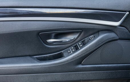 BMW 5 серия, 2010 год, 1 599 000 рублей, 13 фотография