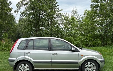 Ford Fusion I, 2006 год, 320 000 рублей, 4 фотография