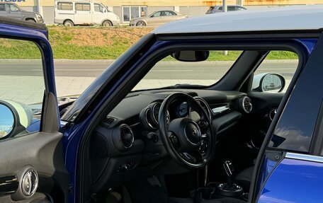 MINI Hatch, 2019 год, 1 750 000 рублей, 19 фотография