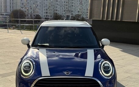MINI Hatch, 2019 год, 1 750 000 рублей, 11 фотография