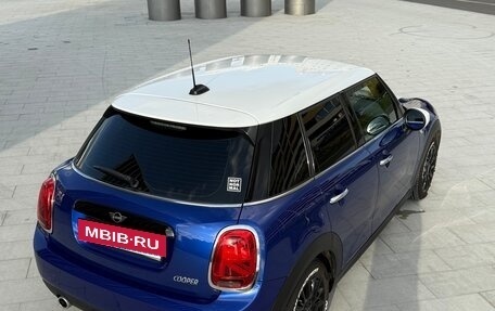 MINI Hatch, 2019 год, 1 750 000 рублей, 17 фотография