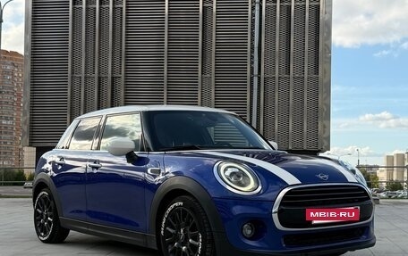 MINI Hatch, 2019 год, 1 750 000 рублей, 16 фотография