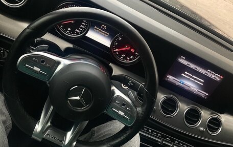 Mercedes-Benz E-Класс, 2017 год, 1 720 000 рублей, 3 фотография