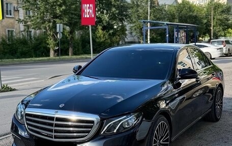 Mercedes-Benz E-Класс, 2017 год, 1 720 000 рублей, 21 фотография