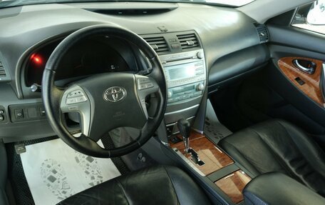 Toyota Camry, 2008 год, 1 299 000 рублей, 11 фотография