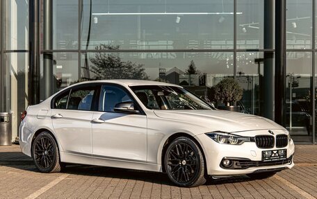BMW 3 серия, 2017 год, 1 855 000 рублей, 3 фотография