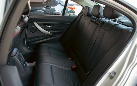 BMW 3 серия, 2017 год, 1 855 000 рублей, 17 фотография