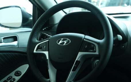 Hyundai Solaris II рестайлинг, 2015 год, 1 199 000 рублей, 13 фотография