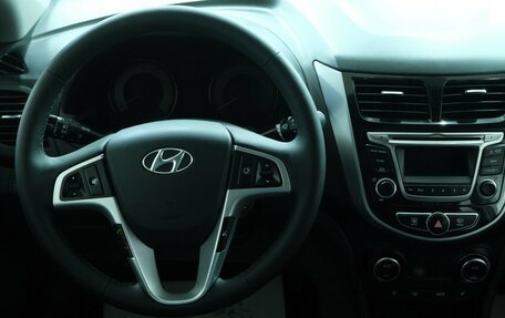 Hyundai Solaris II рестайлинг, 2015 год, 1 199 000 рублей, 12 фотография