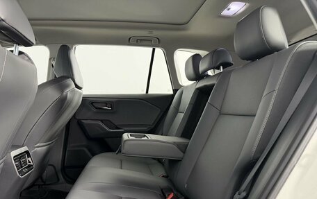 Toyota RAV4, 2026 год, 4 650 000 рублей, 18 фотография