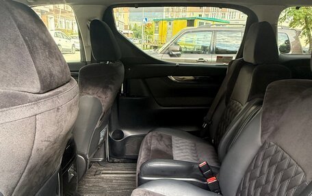 Toyota Vellfire II, 2016 год, 3 300 000 рублей, 10 фотография