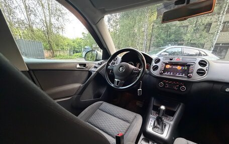 Volkswagen Tiguan I, 2011 год, 950 000 рублей, 3 фотография