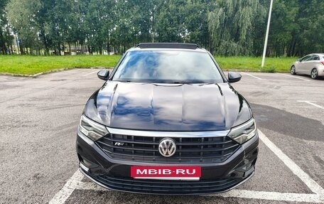 Volkswagen Jetta VII, 2019 год, 1 990 000 рублей, 2 фотография