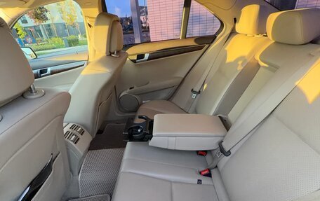 Mercedes-Benz C-Класс, 2012 год, 1 500 000 рублей, 7 фотография