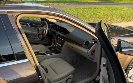 Mercedes-Benz C-Класс, 2012 год, 1 500 000 рублей, 18 фотография