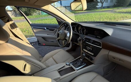 Mercedes-Benz C-Класс, 2012 год, 1 500 000 рублей, 19 фотография