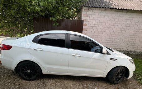 KIA Rio III рестайлинг, 2013 год, 750 000 рублей, 5 фотография