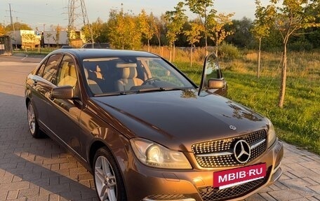 Mercedes-Benz C-Класс, 2012 год, 1 500 000 рублей, 11 фотография