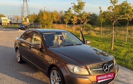 Mercedes-Benz C-Класс, 2012 год, 1 500 000 рублей, 26 фотография