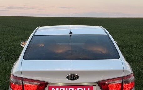 KIA Rio III рестайлинг, 2013 год, 750 000 рублей, 10 фотография