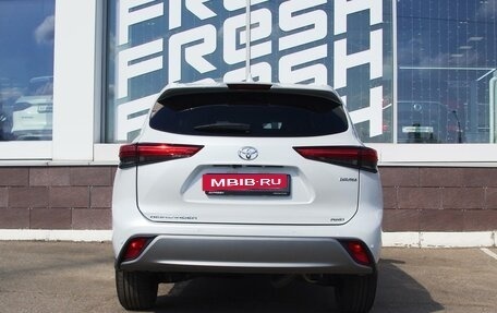 Toyota Highlander, 2026 год, 5 650 000 рублей, 4 фотография