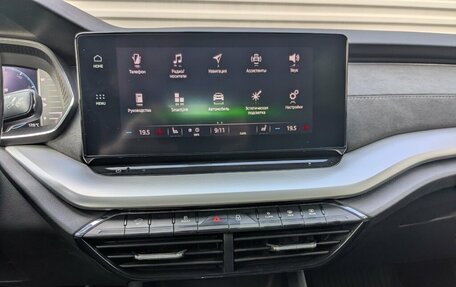 Skoda Octavia IV, 2021 год, 2 400 000 рублей, 3 фотография