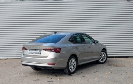 Skoda Octavia IV, 2021 год, 2 400 000 рублей, 16 фотография
